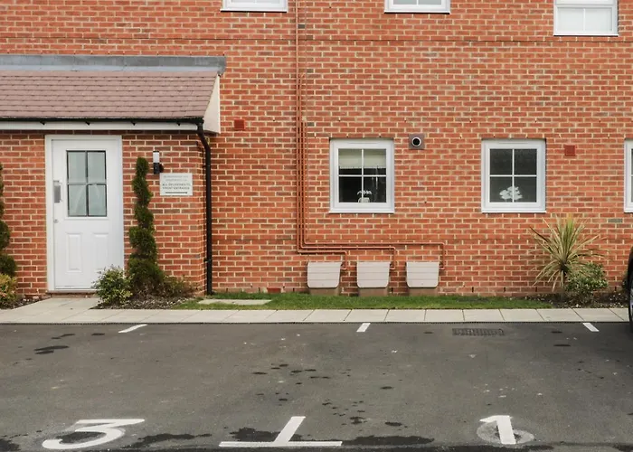 Woodside View Apartment Whitby